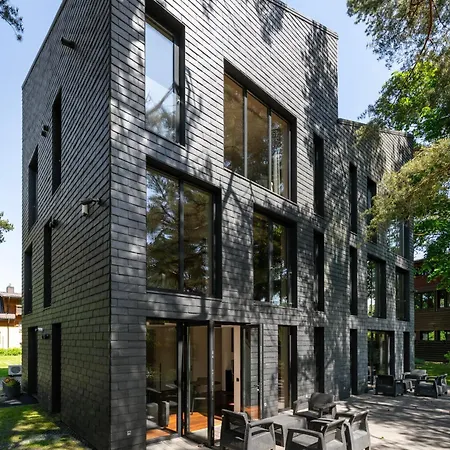 Апартаменты Juodasis Gintaras Паланга